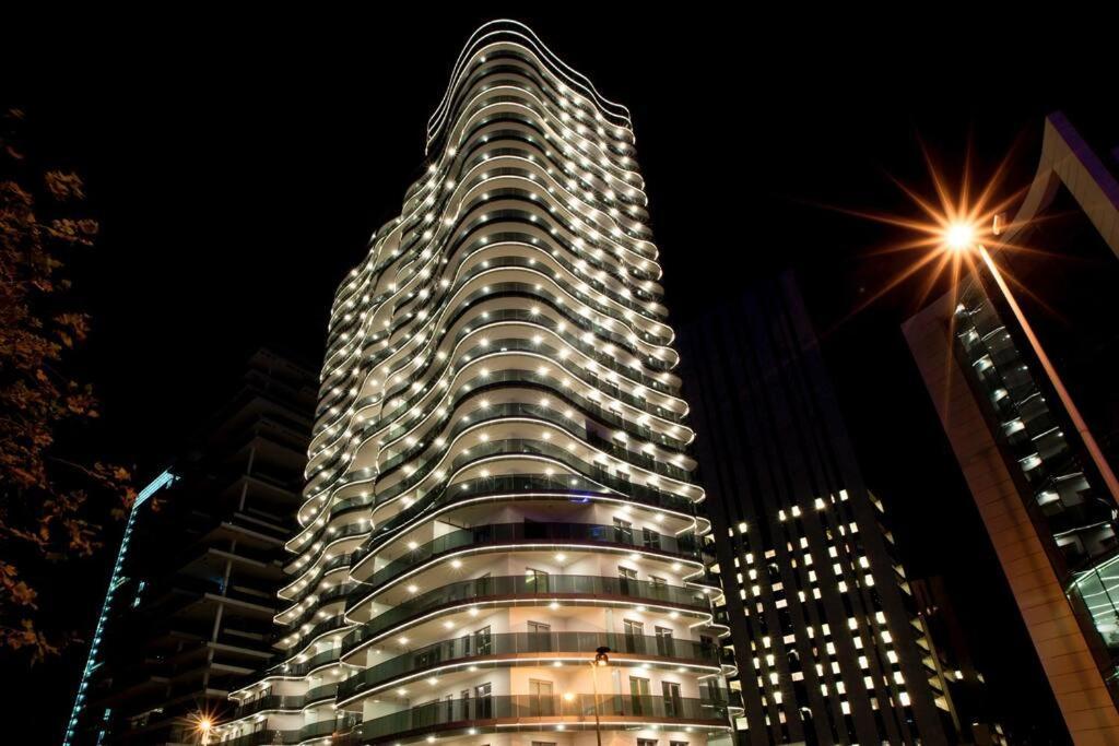 Versace Tower Luxury Suites - Downtown Beirut Eksteriør billede